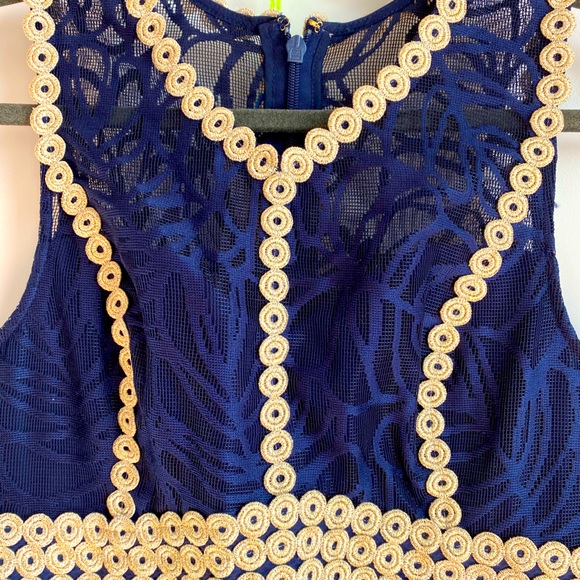 Downsizing my closet and raising money for charity - Picture 1 of 16